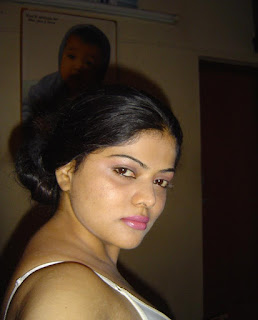 desi nari: Hot Mami ( aunty )