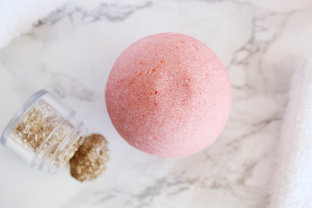 Southern Mom Loves Make LUSHious DIY Rose Gold Shimmer Bath Bombs!!!