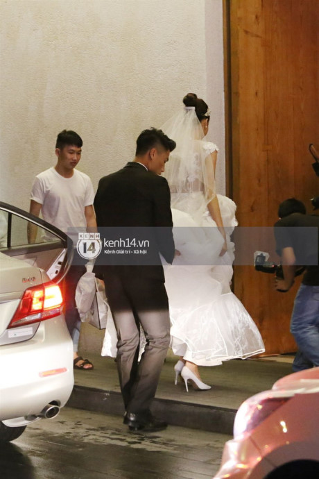 Troi mua, Mac Hong Quan lien tuc nang vay cho Ky Han den cho dai tiec - Anh 3