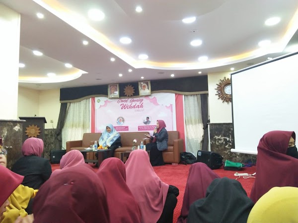 Grand Opening Wihdah Inklusif, Ustazah Wirdah Fachiroh Fachri: Mendidik Keluarga Agar Lebih Berkualitas Grand Opening Wihdah Inklusif, Ustazah Wirdah Fachiroh Fachri: Mendidik Keluarga Agar Lebih Berkualitas