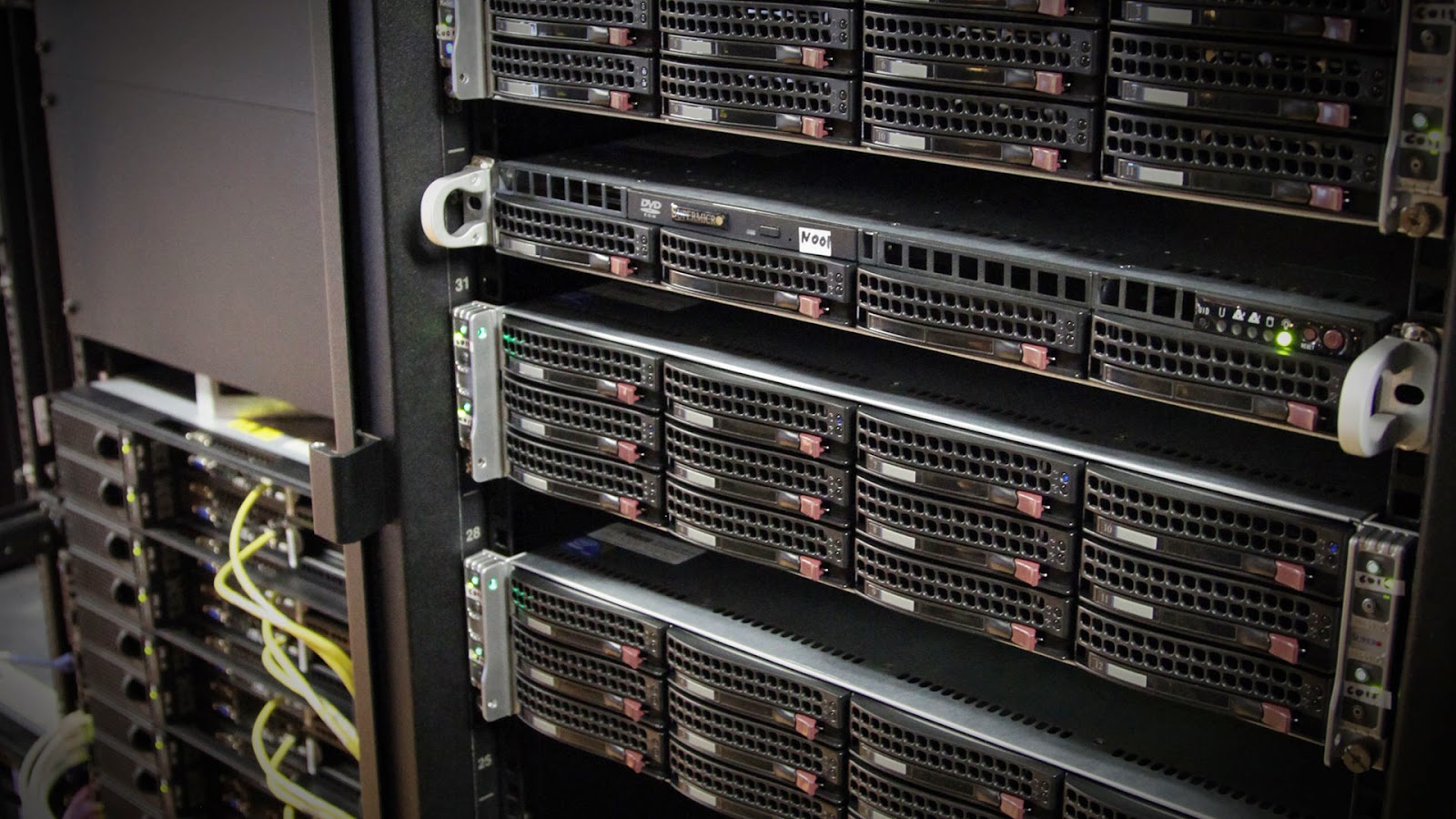 Máy chủ Game Dedicated Server Game