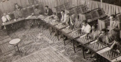 Simultáneas de Ribera en el Horta Alfil Club en 1949