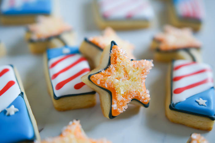 How to make Fourth of July Fireworks decorated cookies | bakeat350.net