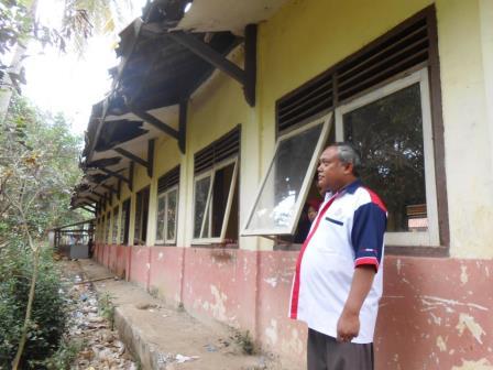 FOTO; Miris SDN Batusari Rusak Parah FOTO; Miris SDN Batusari Rusak Parah