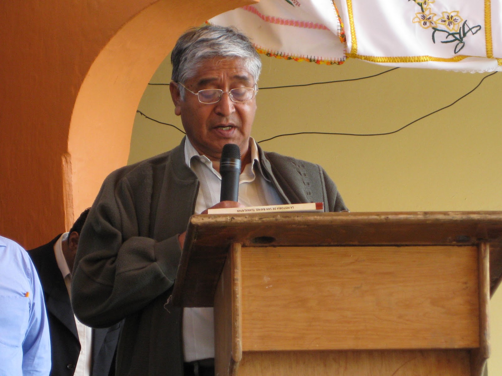 REBENQUE: BENITO BENITEZ CRUZ PRESENTA LIBRO DE LA HISTORIA DE SAN