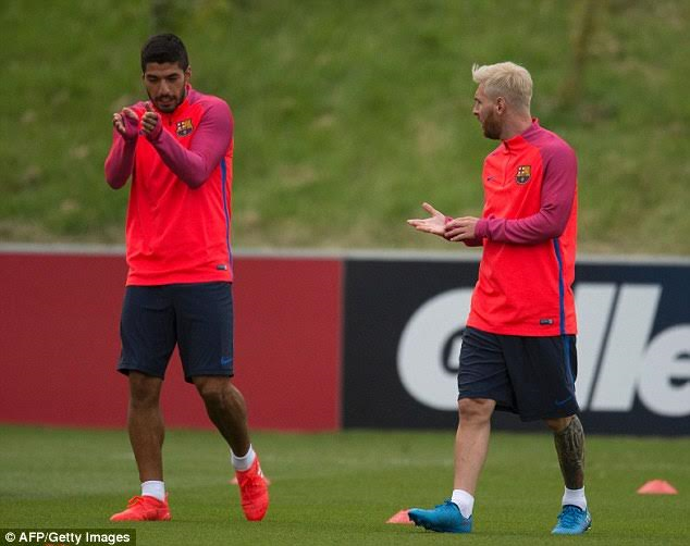 1. Lionel Messi's New Blonde Haircut Sparks Controversy - wide 3