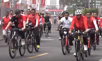 Inilah Alasan Presiden Jokowi Bagikan Sepeda Lewat Kuis dan Apa Kata Netizen?