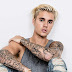 Justin Bieber erra letra de música em show e é corrigido por fã