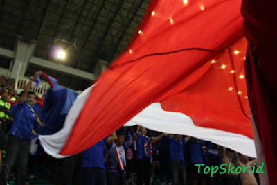 (Esai Foto) Sisi Lain Kemenangan Indonesia atas Thailand di Stadion Pakansari