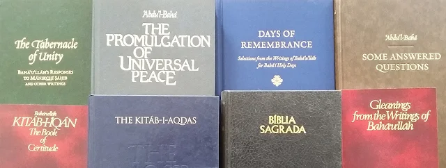 Diversas traduções das Bíblia pelo mundo