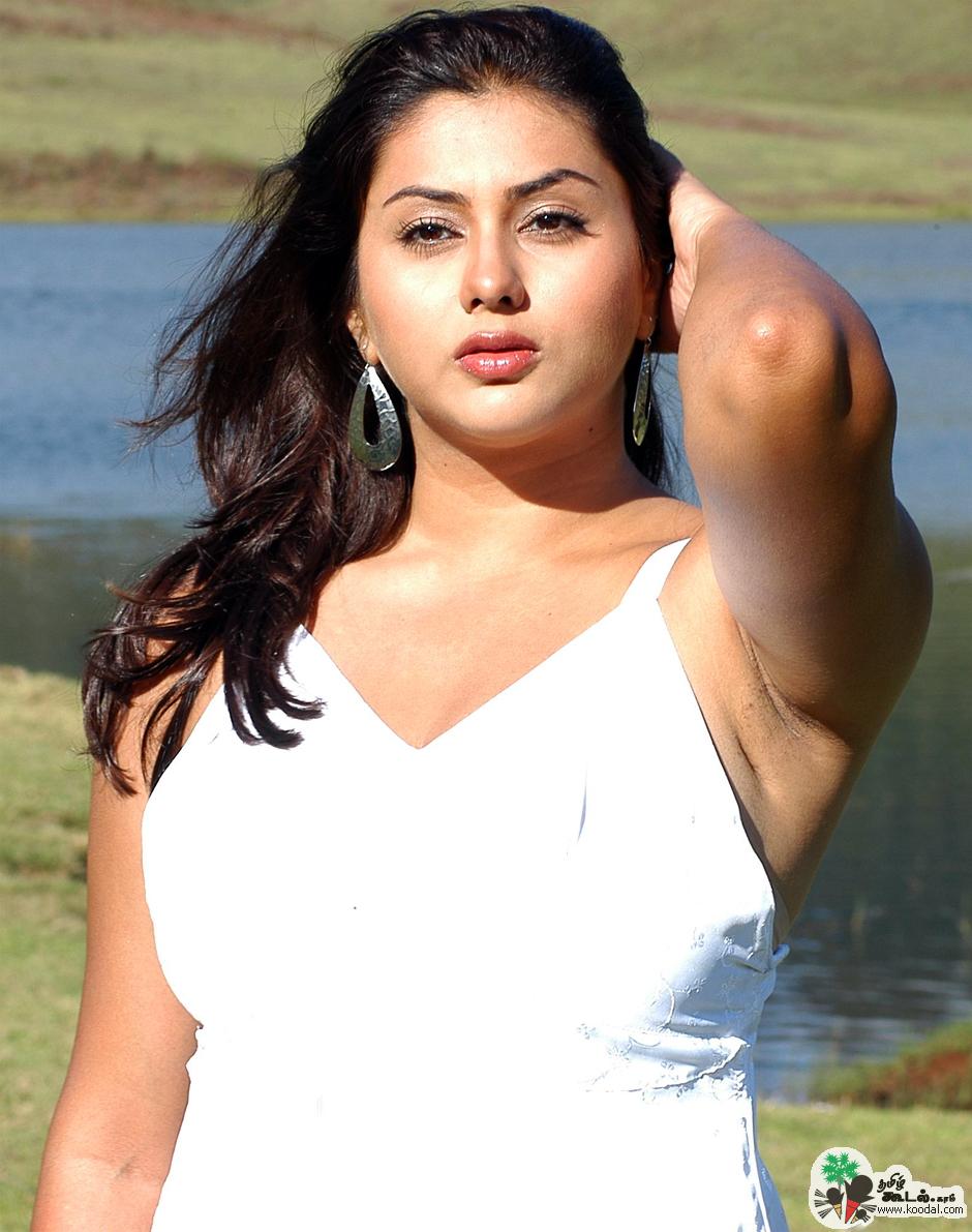 Namitha Latest Hot Armpit Photos Hiburan Malem