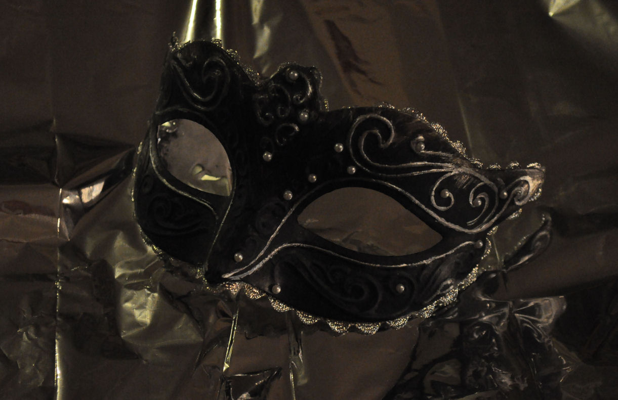 Kunst á la Card: Maskenparade