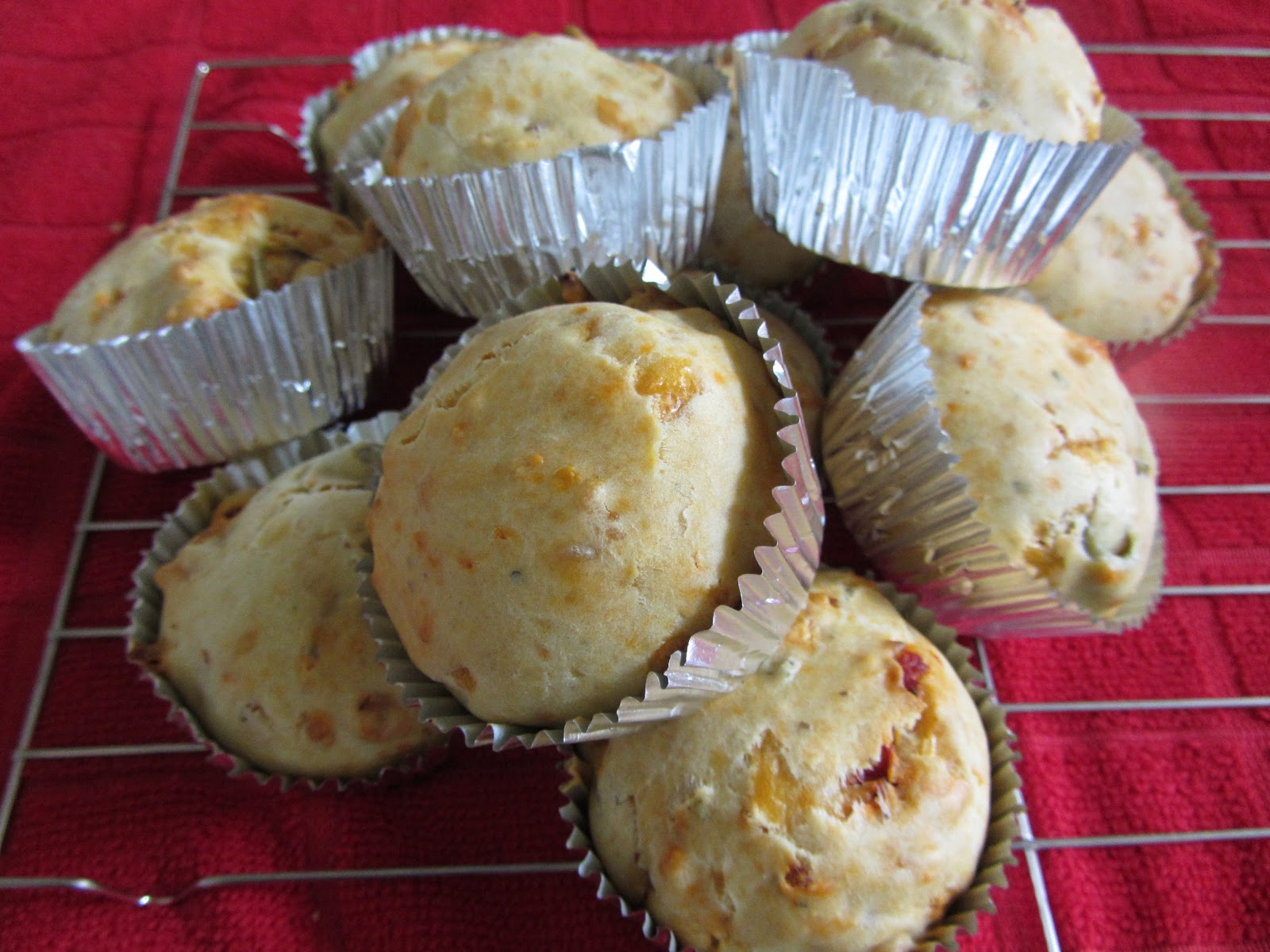 Roy's Kitchen Sundried Tomato & Olive Muffins