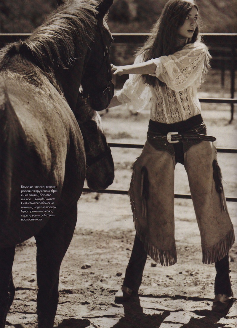 Люблю ковбоя. Пенелопа Крус на лошади ковбой. Фотосессия в стиле дикого Запада с лошадью. Женщина на лошади. Фотосессия в стиле дикого Запада.