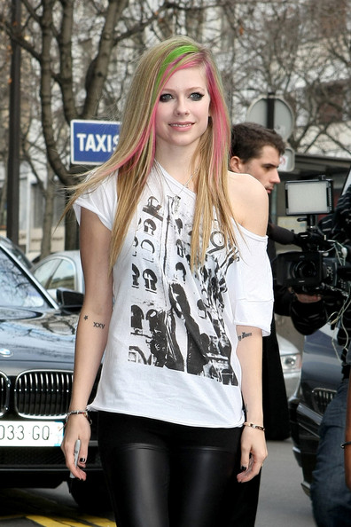 Avril Lavigne 2011