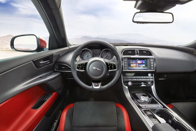 Jaguar XE interior picture gallery