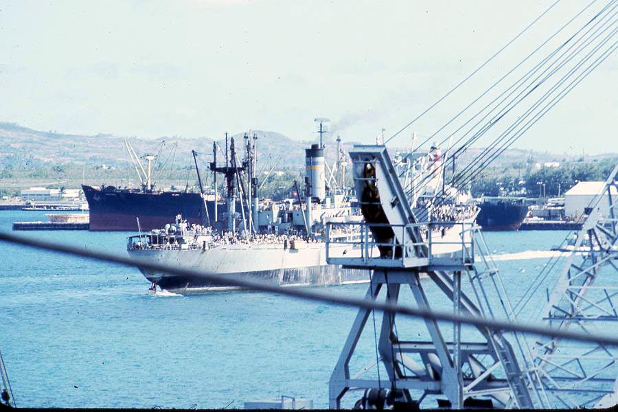 Life of Republic Of Vietnam Special Operations Member: Đời Tỵ Nạn