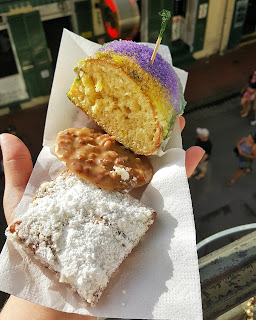 For the Love of Food: Cafe Du Monde New Orleans Beignets
