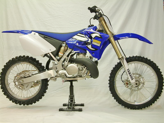 YAMAHA YZ 300 HONDA CR 500 yamaha-yz-300-honda-cr-500