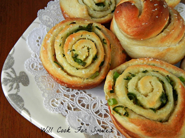 Chive Garlic and Herb Rolls on a plate 