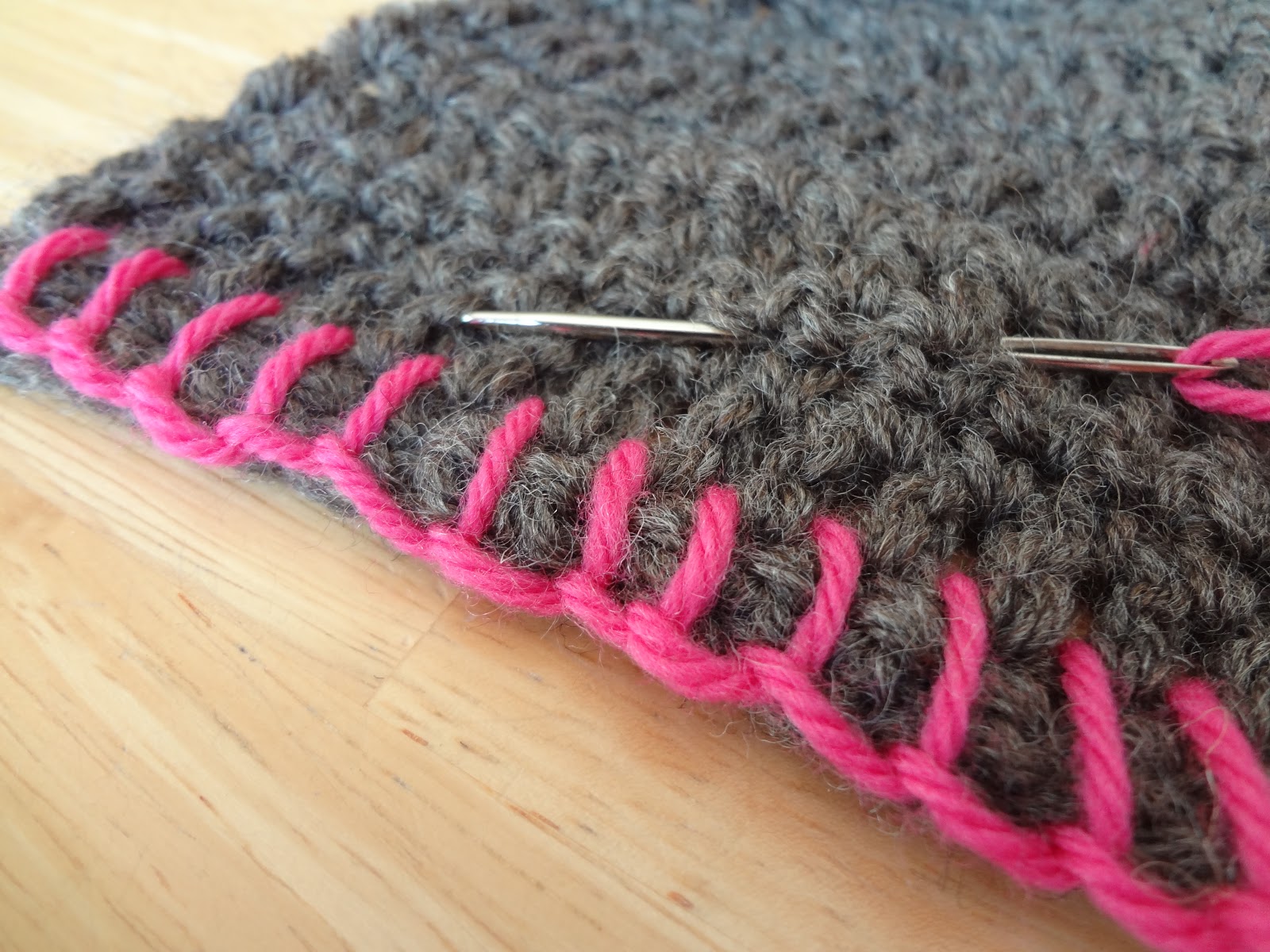 Fiber Flux: How to embroider blanket stitch edging