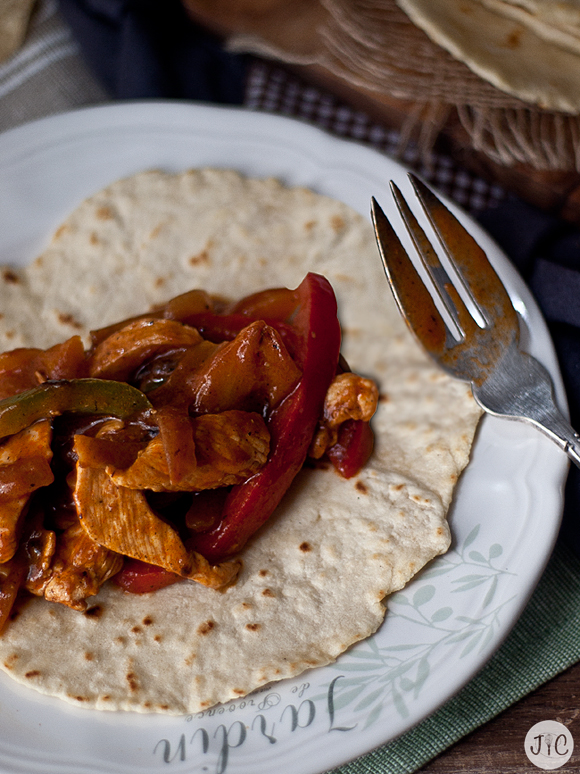 Fajitas de pollo y tortillas caseras, ¡viva México! Jaleo en la Cocina
