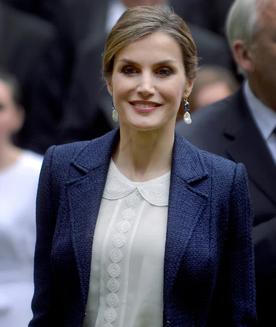 King Felipe and Queen Letizia attend the inauguration of the exhibition 'Peace Treaty' at the San Telmo Museum in San Sebastian, hugo boss, clutch, dress, magrit shoes