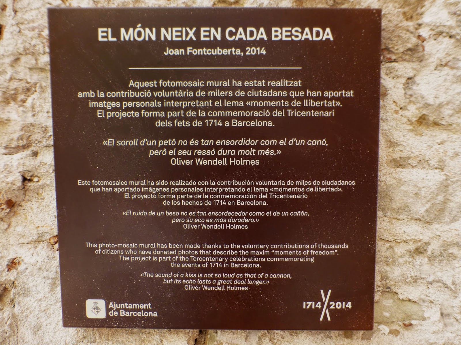 El Món Neix En Cada Besada