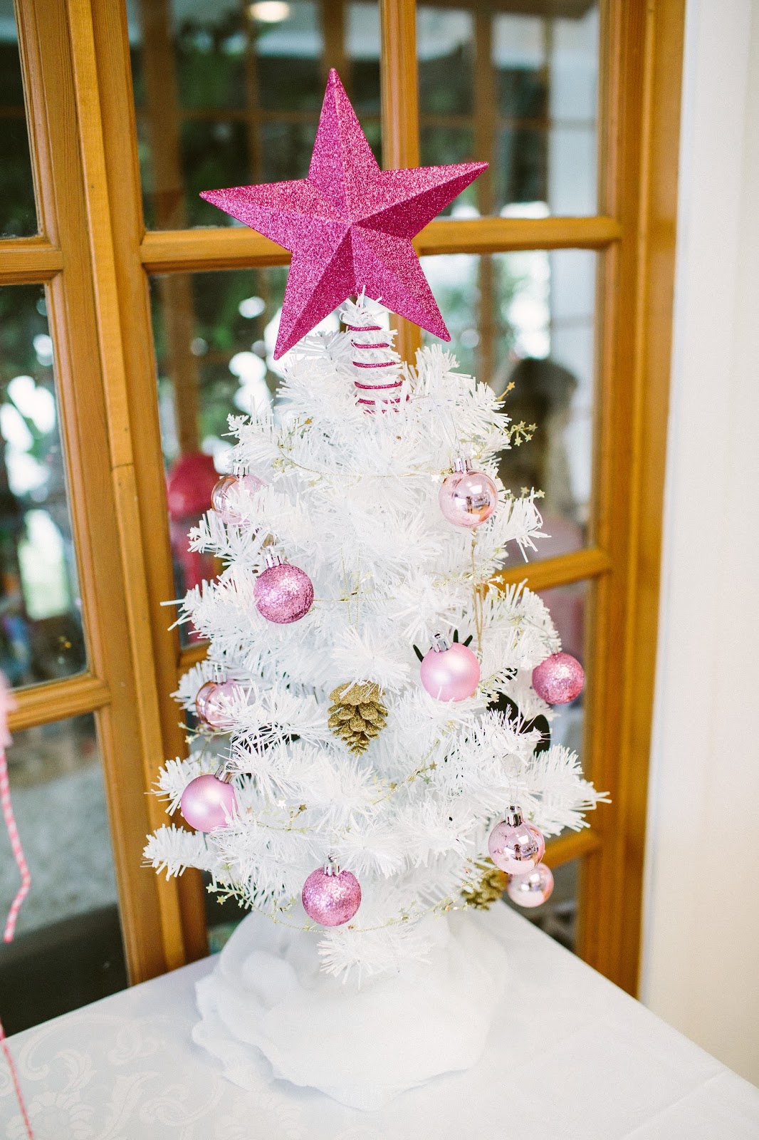 Charly S Winter Onederland Birthday Party The Red Closet Diary