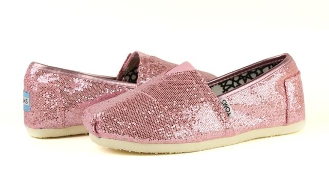 Pretty Pop: Tom's Shoes :)