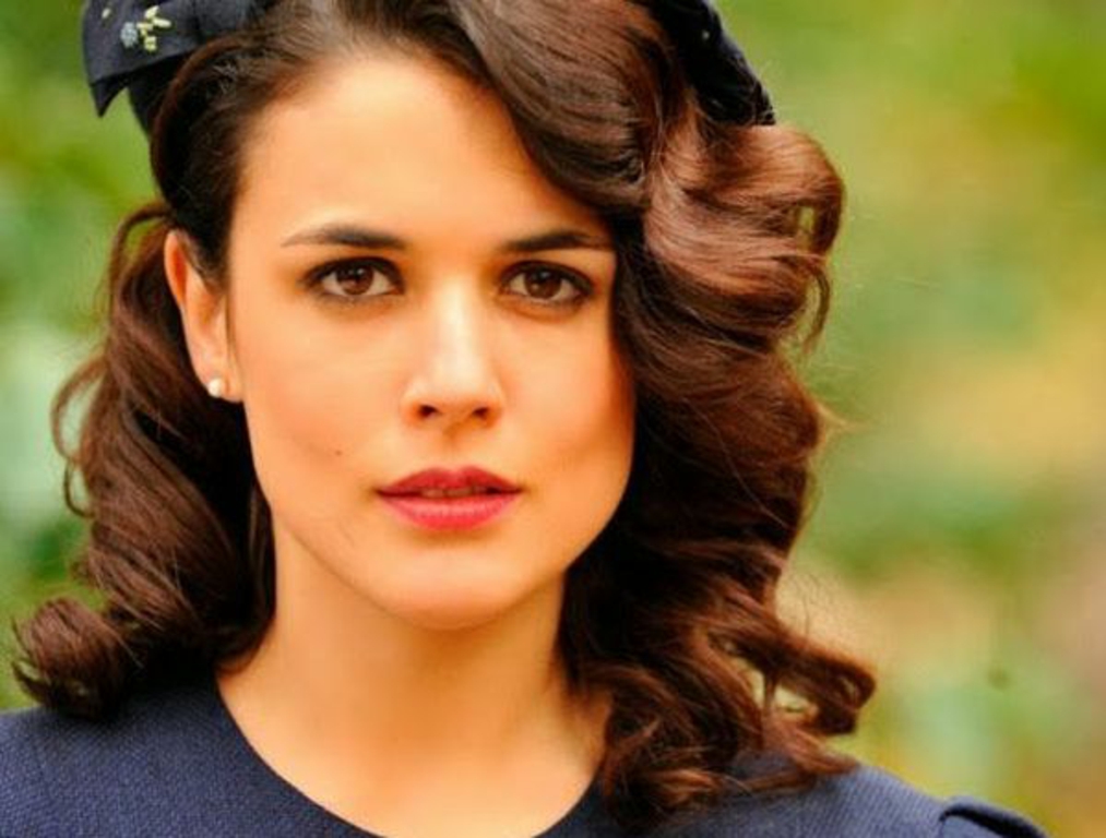 Судьба испании. Нити судьбы испанский. Судьба испании. Нити судьбы сира. Судьба испании.