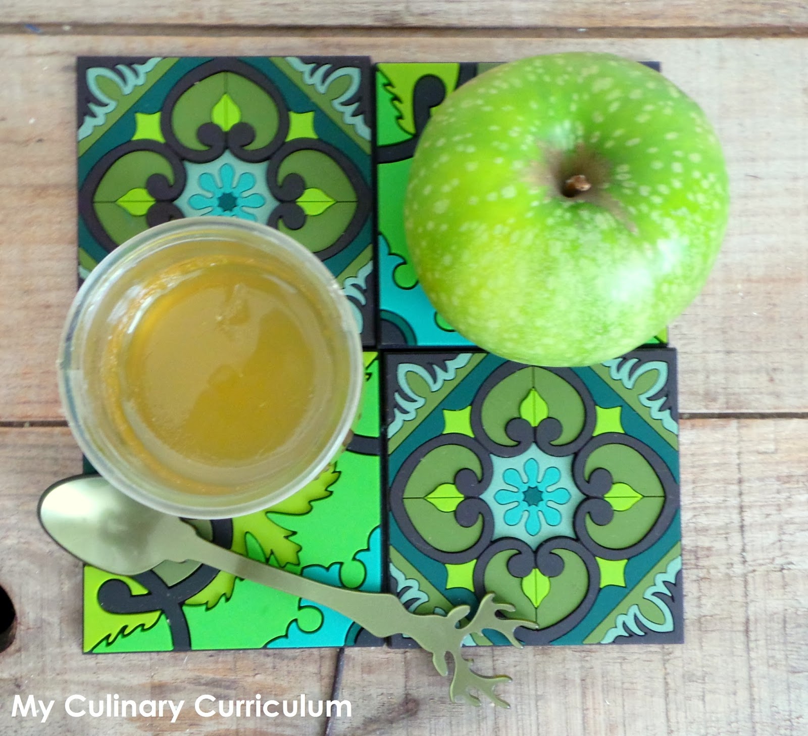 My Culinary Curriculum Gelée de pommes vertes (Granny Smith) (Green