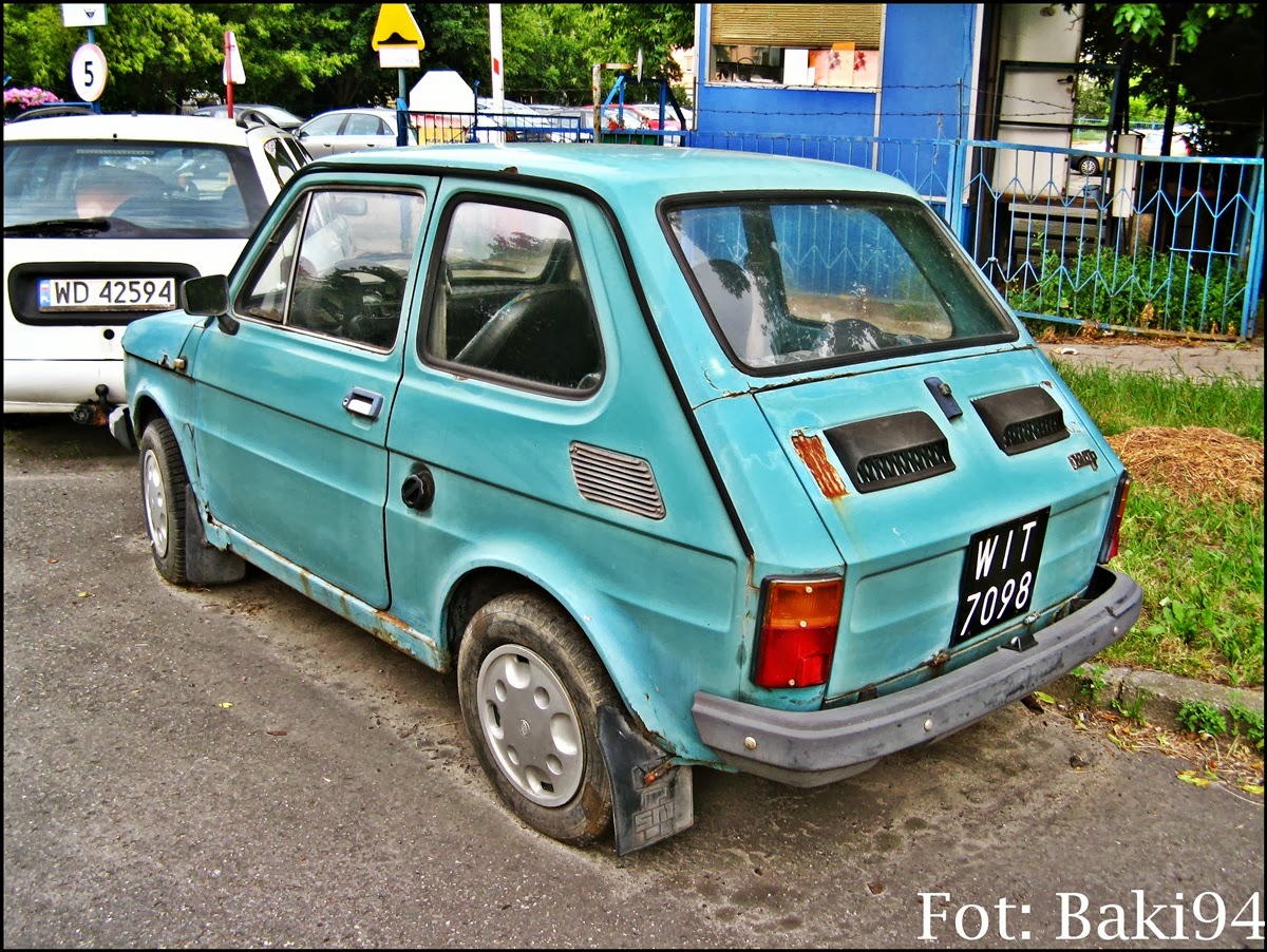 Pobliska Ulica Z Archiwów 1976 Polski Fiat 126p ST