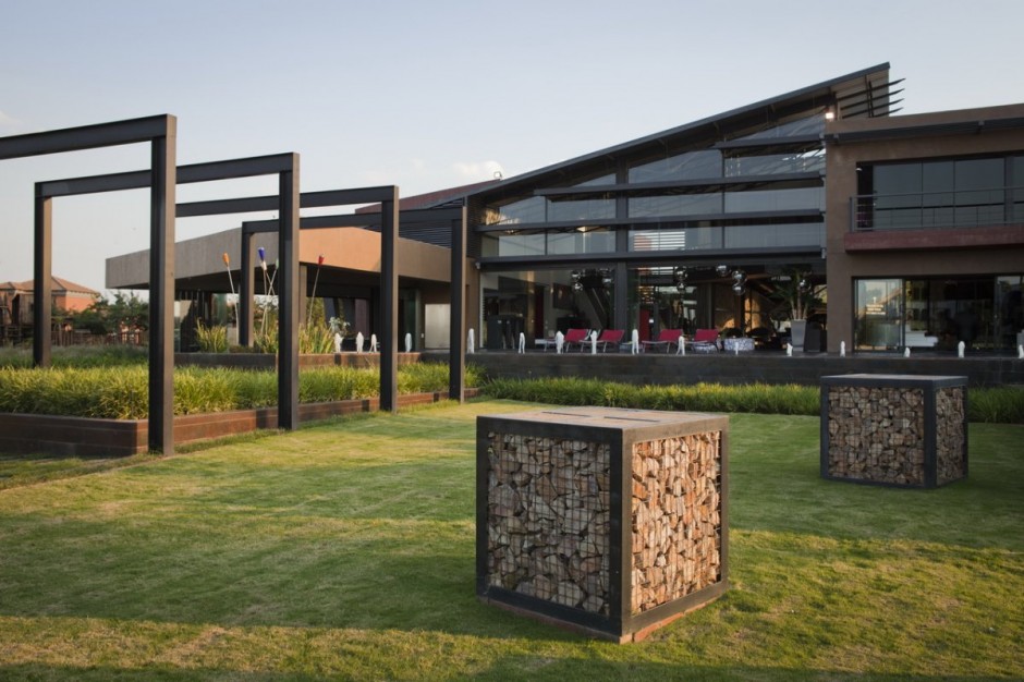 Luxury Modern Mansion in Pretoria South Africa by 