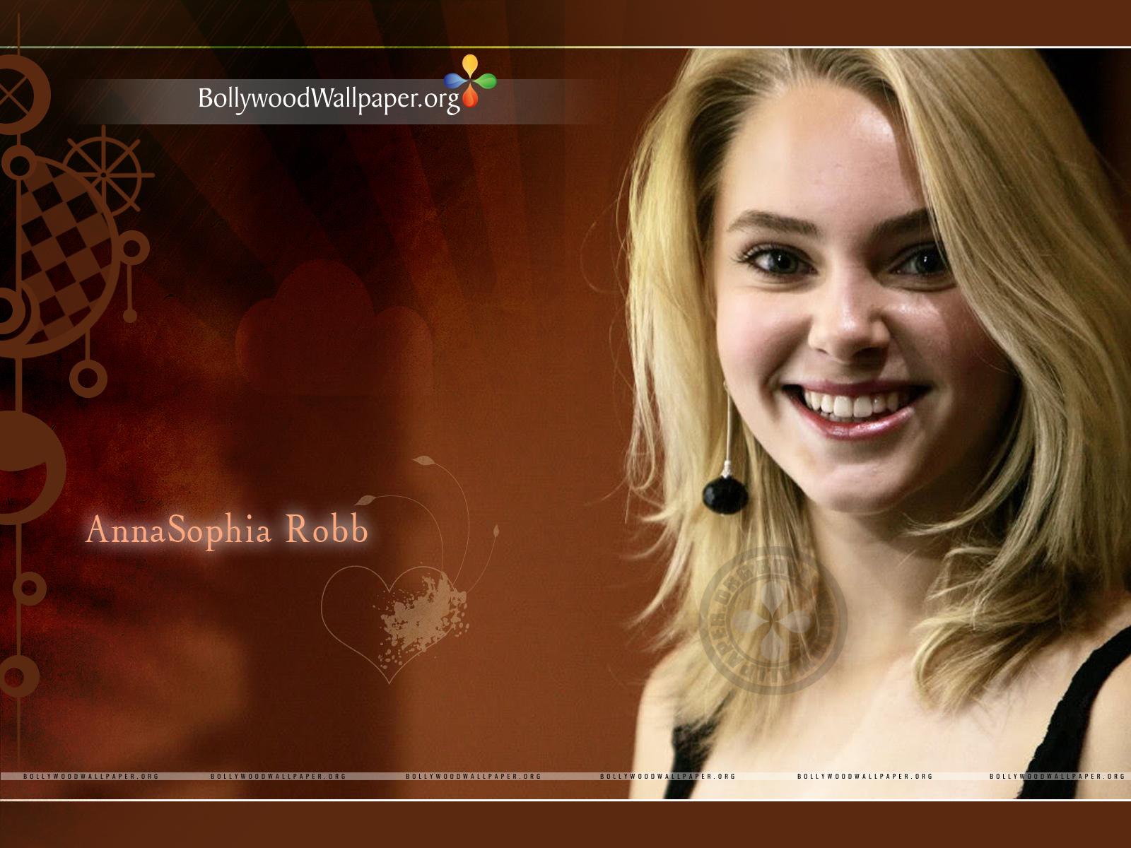 SEXY ANNA SOPHIA ROBB | HOT CELEBRITIES ALL OVER THE WORLD