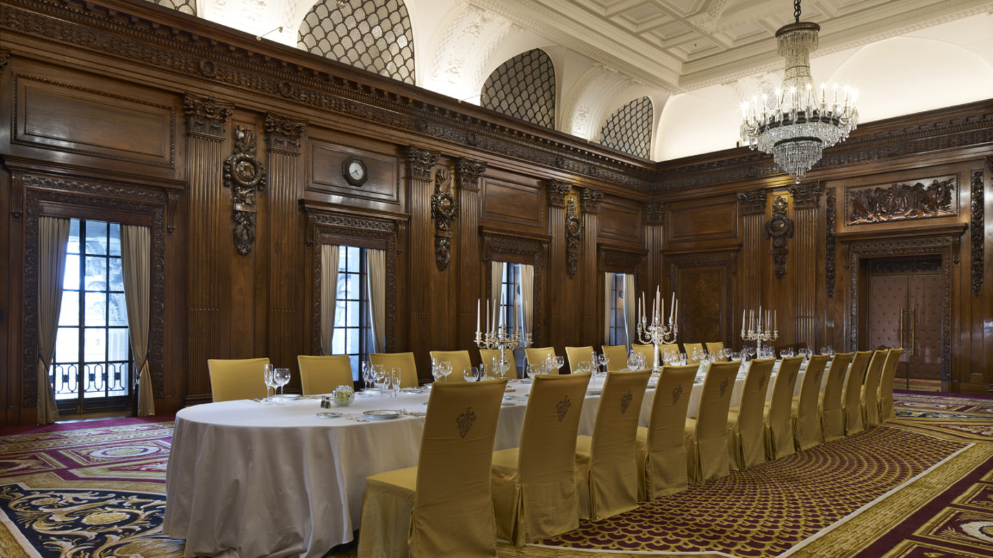 Grand dining area in Four Seasons London Ten Trinity Square