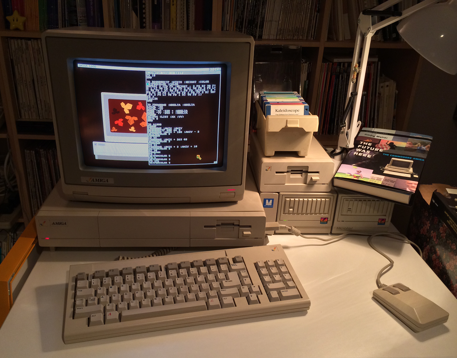 Ibm pc 1990. пк ibm 2000. персональный компьютер 1990. компьютер атари 80х. билл гейтс первый компьютер.