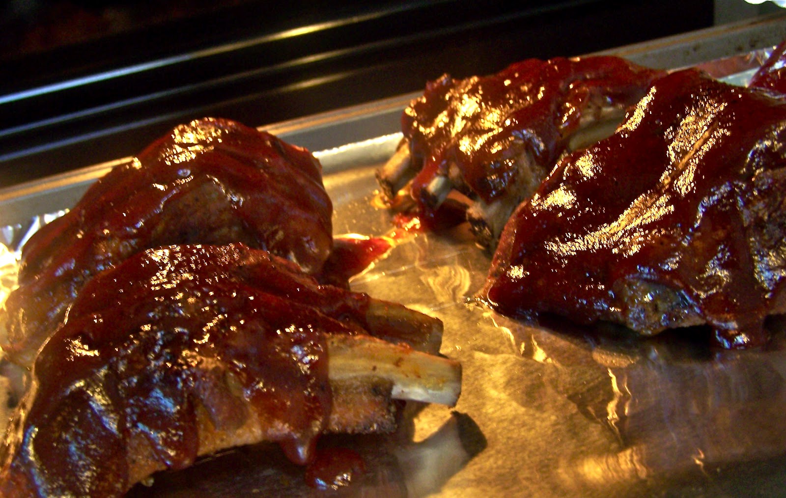 Little Mommy, Big Appetite: The Perfect Rainy Day BBQ Ribs