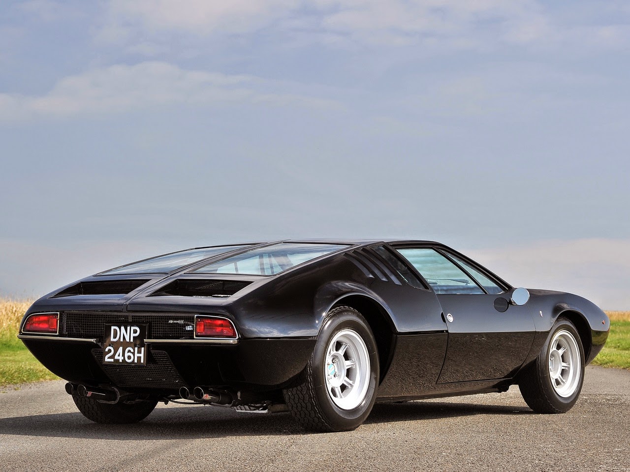 De Tomaso Mangusta