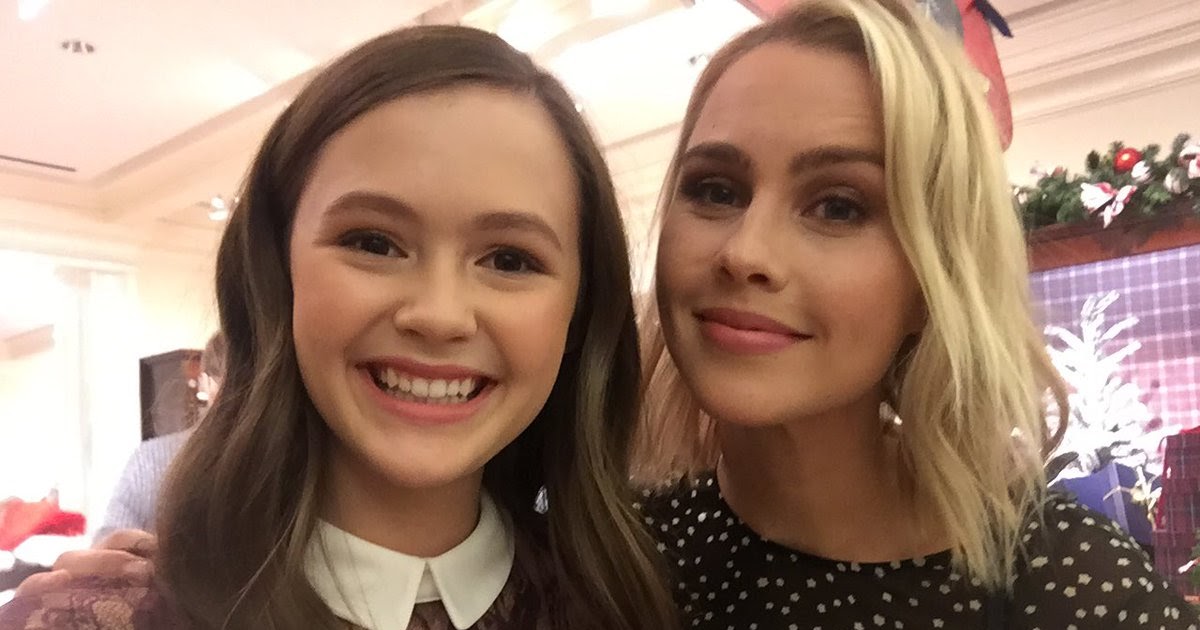 RCN America - DC: Olivia Sanabia Attends Brooks Brothers Holidays