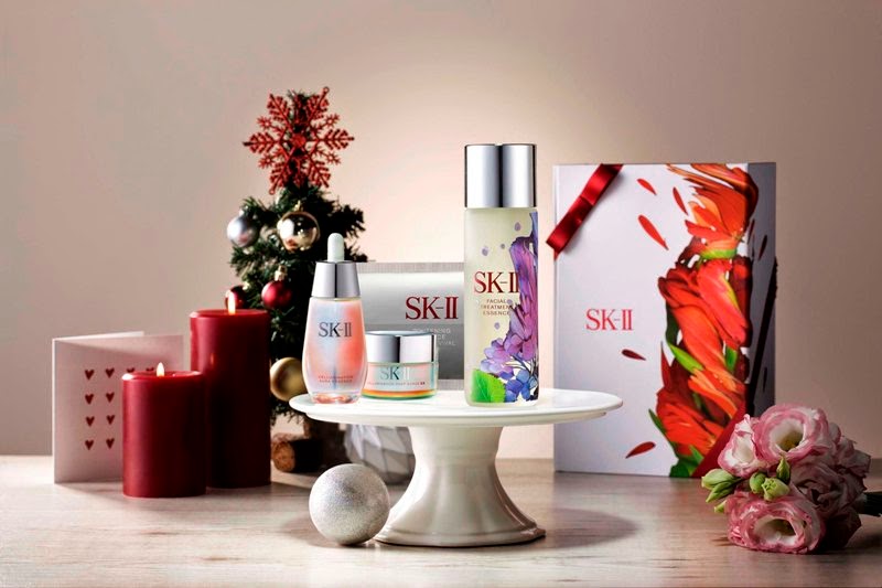 SK-II Holiday Gift Set, SK-II, Limited Edition Facial Treatment Essence, Facial Treatment Repair C, Facial Treatment Mask, stempower Eye Cream, Stempower, stempower essence, Skin Signature 3D Redefining Mask, Cellumination Aura Essence, Cellumination Deep Surge EX, best skincare