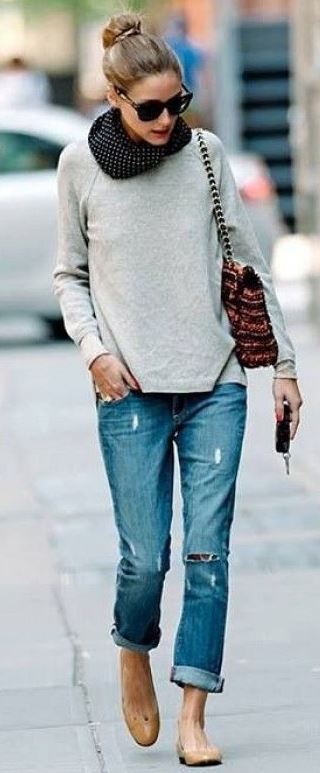 fall fashion trends / scarf + grey sweatshirt + bag + rips