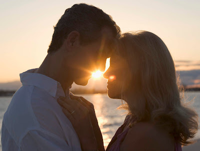Romantic Couples With Sunset Wallpapers