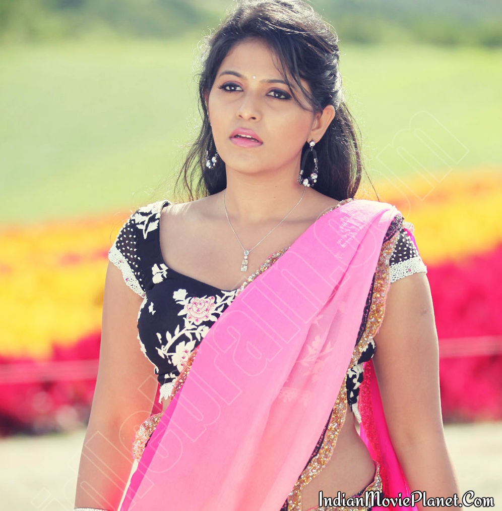 Anjali Latest Hot Hd Half Saree Images