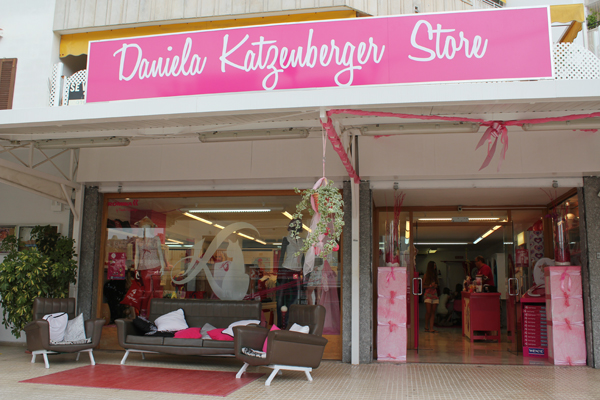 Mallorca Cafe Katzenberger Drachenhohlen Chamy Travels Reiseblog Aus Osterreich