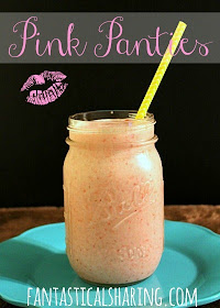 Pink Panties - a sweet and tart fruity drink made with Whipped Cream Vodka | www.fantasticalsharing.com