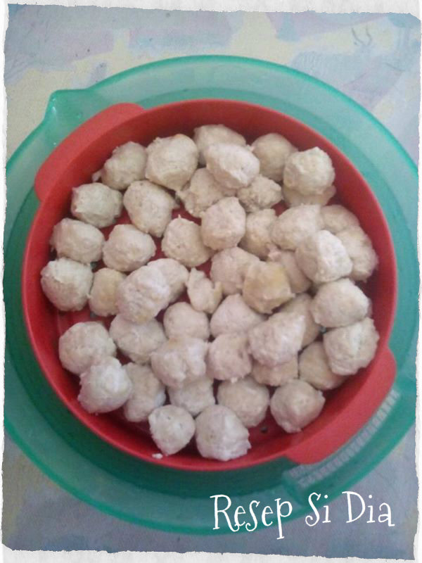 Cara Membuat Pentol Bakso Daging Ayam Yang Nikmat Resep Masakan Kue