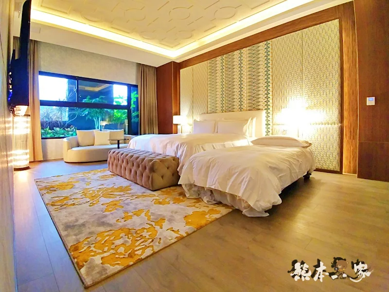 三重江月行館|挑高房型與媲美好樂迪KTV視聽室獨立空間| 大窗綠化環境好舒適 三重江月行館|挑高房型與媲美好樂迪KTV視聽室獨立空間|大窗綠化環境好舒適