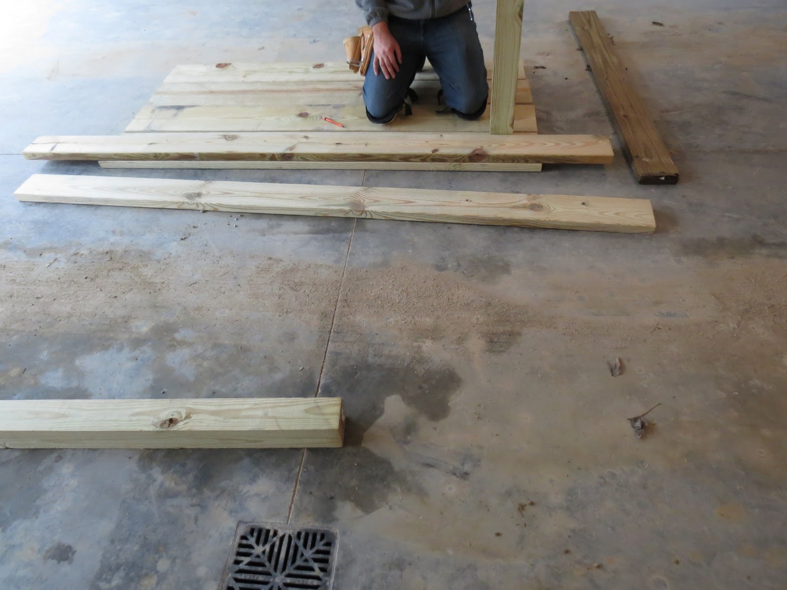 Let's Just Build a House! DIY Simple Patio Table Details