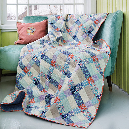 Quilting Land Blue Colourway Plaid Quilt